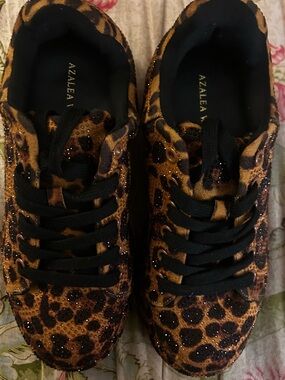 AZALEA WANG Keoni Leopard Rhinestone Platform Sneakers